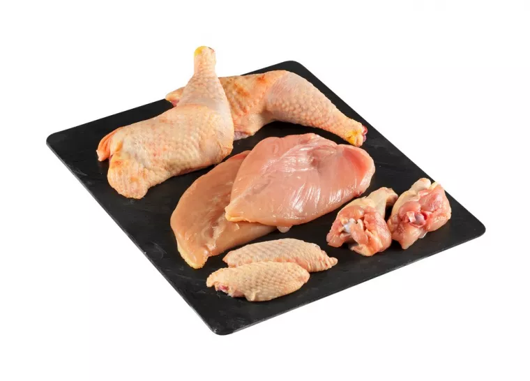 Poulet découpé (13,95€/kg), Vienne, La Ferme Guinet