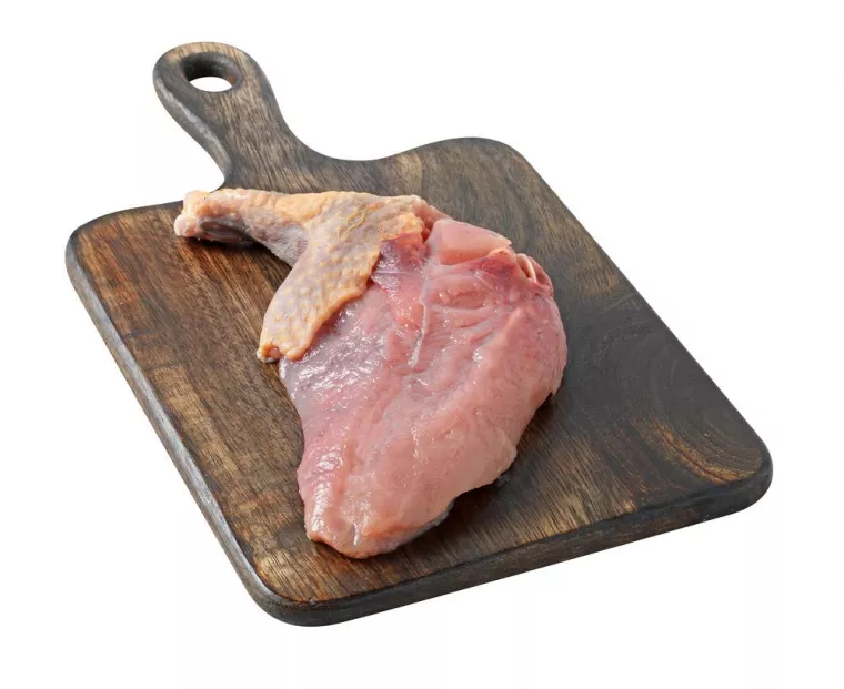 Suprême de pintade (25,05 €/kg), Vienne, La Ferme Guinet